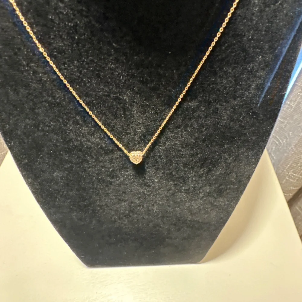 Fettero dainty classy